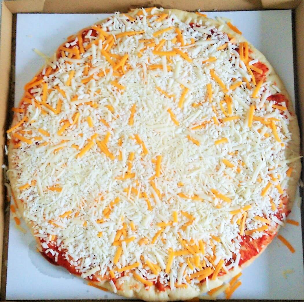 コストコ冷蔵庫にあるtake Bake５色チーズミックスピザ 敢えてチーズピザを買う理由は 保存方法など コストコトリコ 節約しながらコストコ おすすめ商品を紹介するブログ